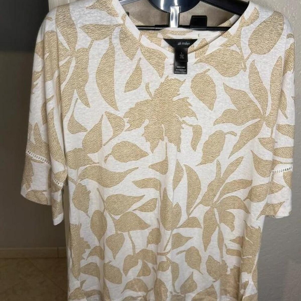 Ali Miles Beige & White Botanical Leaf Print Bell Sleeve Top - Size L